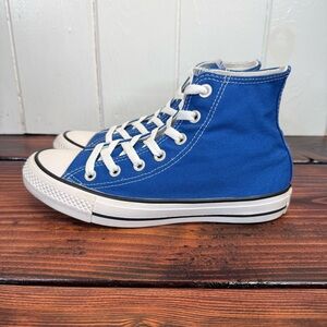Converse Chuck Taylor All Star High Top Blue – Women’s 7 / Men’s 5